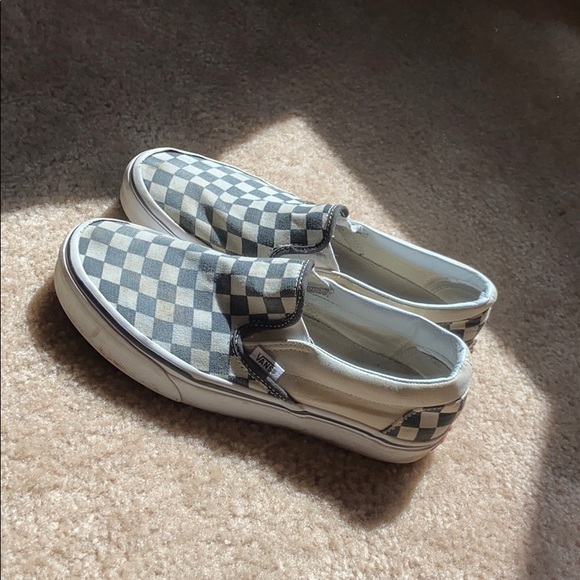 Checkered vans - Picture 2 of 3